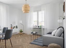 Mocha Oak Herringbone view 2